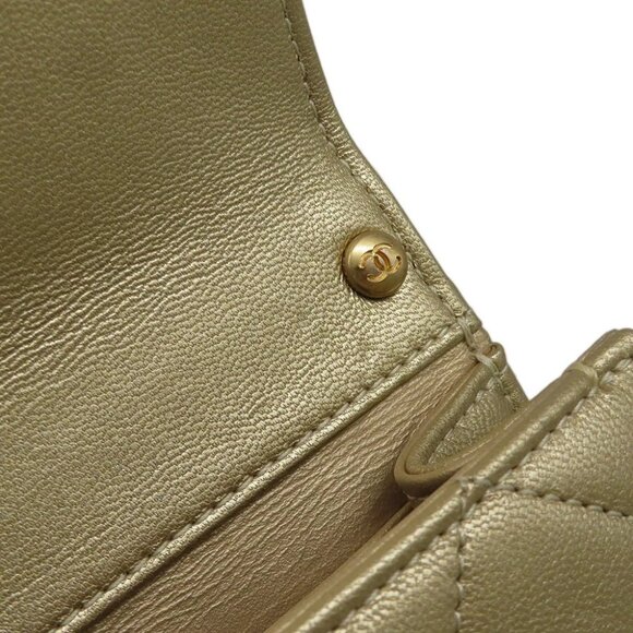 CHANEL Matelasse Clear Pearl Shoulder Bag Goatskin Leather Gold AS0584 - Picture 2 of 13